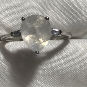 🌹Moonstone w/ Zircon ring Sz 8